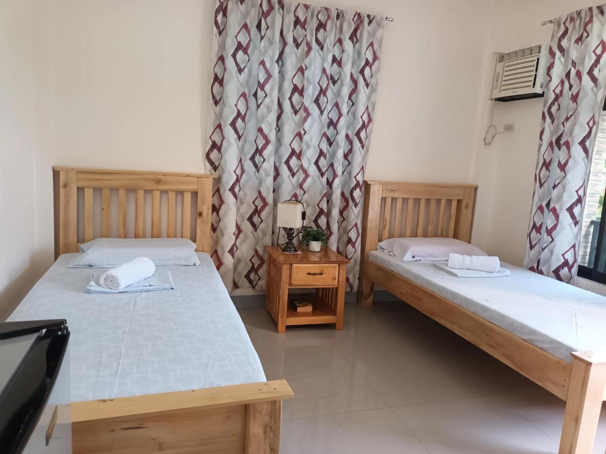 Grae'S Apartelle Моалбоал Екстериор снимка