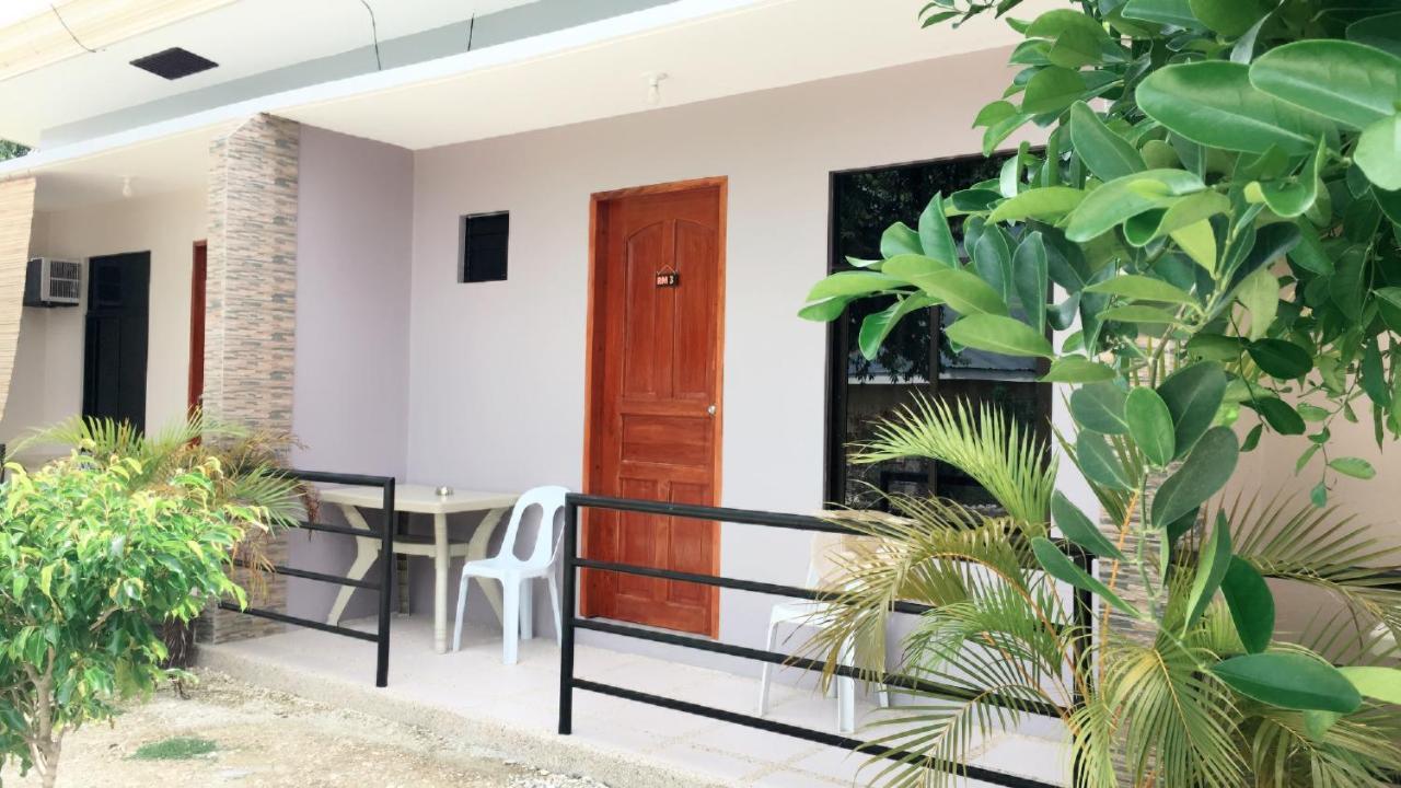 Grae'S Apartelle Моалбоал Екстериор снимка